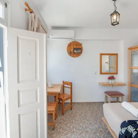Marianthi Lindos (Rhodes)